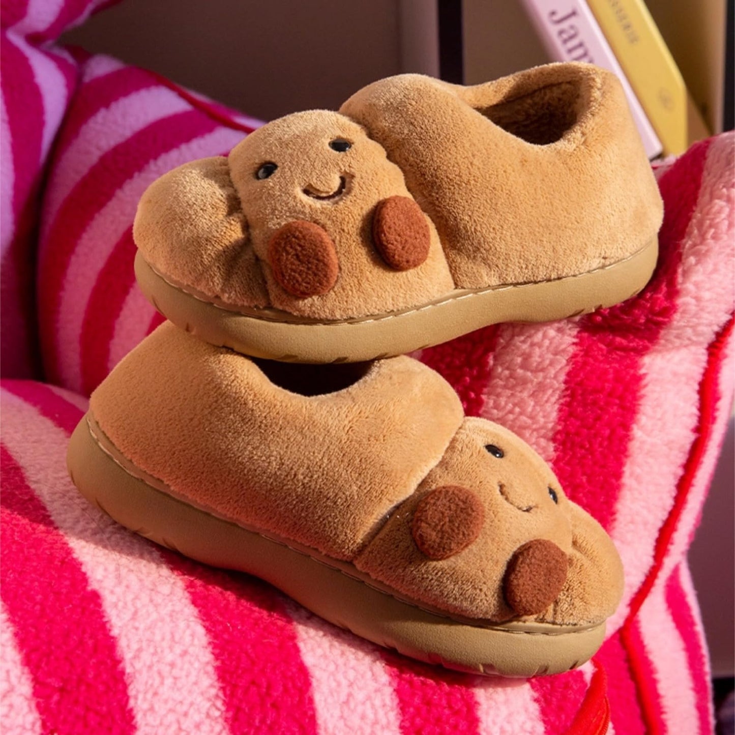 Croissant Fuzzy Slippers Women Open Back& Closed Back Cute House Shoes 1.4” Y2k Aesthetic Warm Non-Slip Indoor Fluffy Slippers