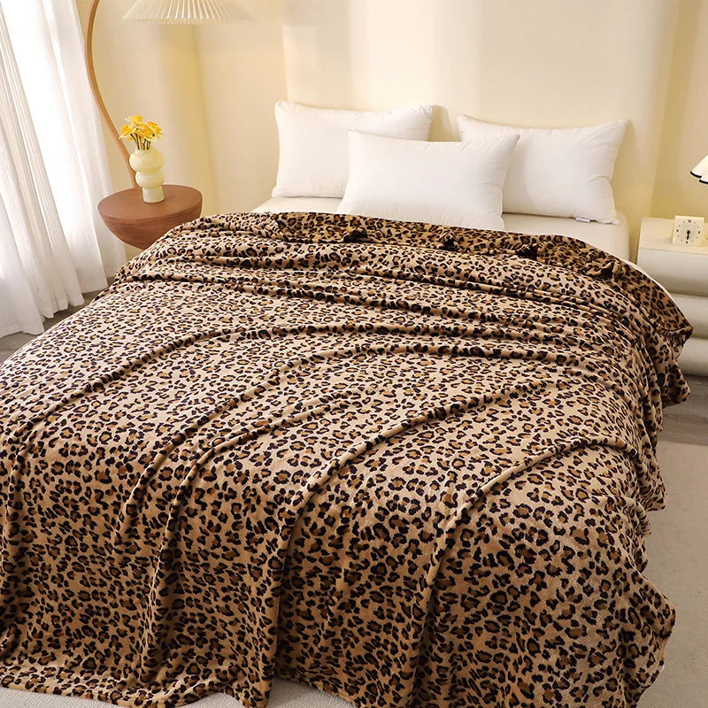Cozy Leopard Print Blanket